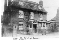 DOR 142 High Street . Doubledays house 7-6-100