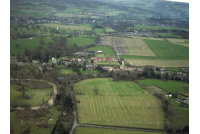 aerial_d6_betchworth_the_street_looking_east