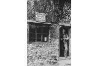 bet_165_ernest_johnson_bootmaker_21-22
