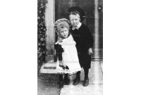 bet_25_rose_and_william_kempshall_at_wonham_mill_15a-4
