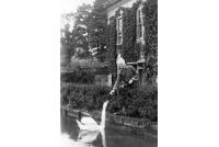 bet_26_charlotte_kempshall_at_wonham_mill_10a-4