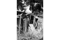 bet_428_harry_breece_at_2_oakdene_road_20-4-54