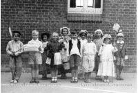 bet_96_school_play_1951_31-21
