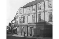 dor_149_high_street_pump_corner