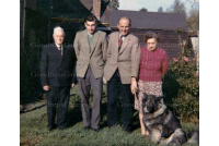 lei_113a_brown_family