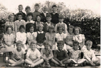 lei_188__school_photo__1957__web
