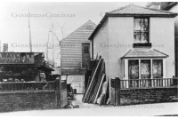 rei_138_waycott_builders_19-4-115