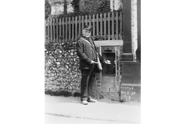 WES 27 Postman Molyneux 2a-1-63