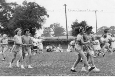 batch_lei_211___school_country_dancing__10x8