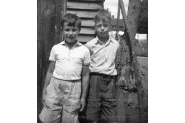 batch_lei_216__pete_ellis_and__peter_harding___8x8