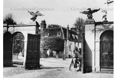 bet_228_betchworth_house_gates_32a-42