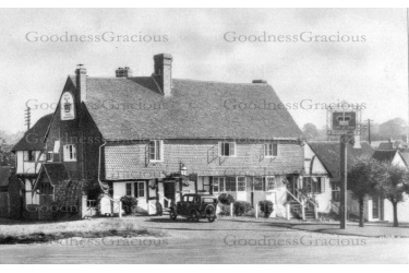 chi_01_chiddingfold_the_crown