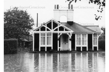 house_opposite_marigold_nurseries__a__1968____resized