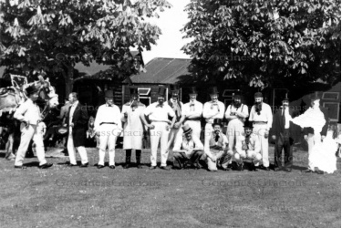lei_243_coronation_fancy_dress_cricket___c_f____web