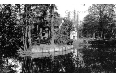 oak_15__black_and_white_cottage_1929__1-6-107